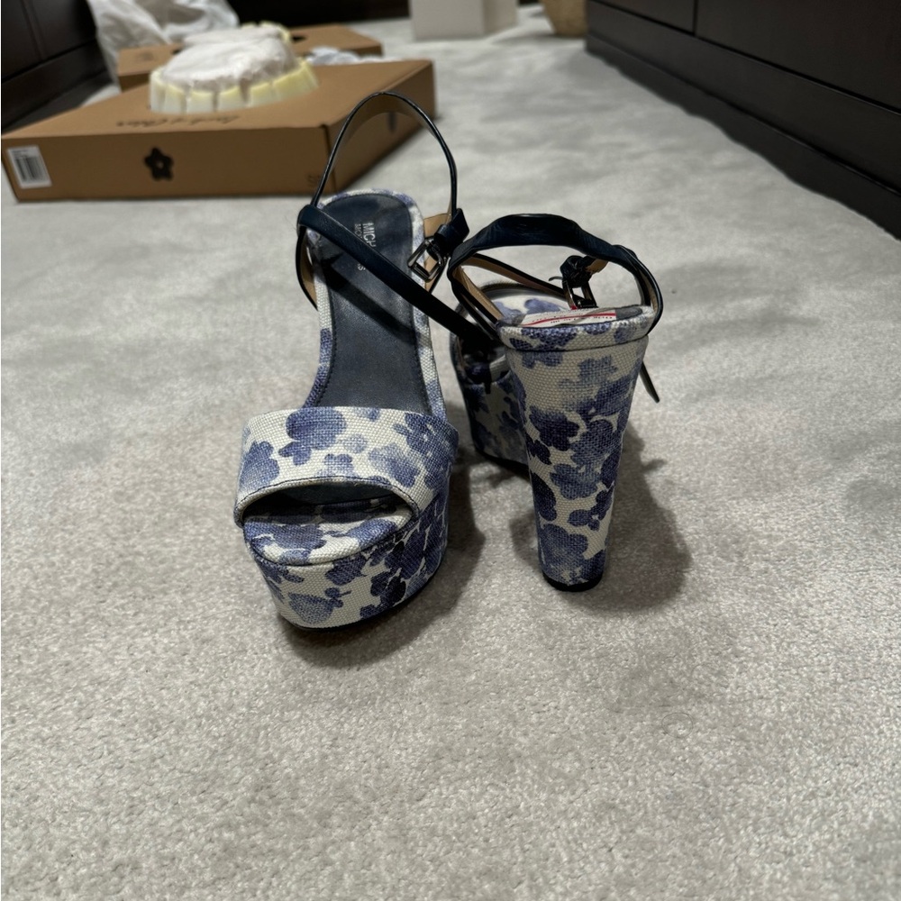 Michael Michael Kors blue wedges